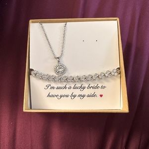 Wedding necklace and bracelet